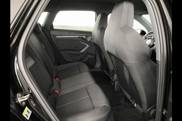 Audi A3 Sportback 30 TFSI Advanced edition 115pk S-tronic | Navigatie via App |  19 inch Lichtmetalen velgen | Stoelverwarming | Parkeersensoren voor en achter