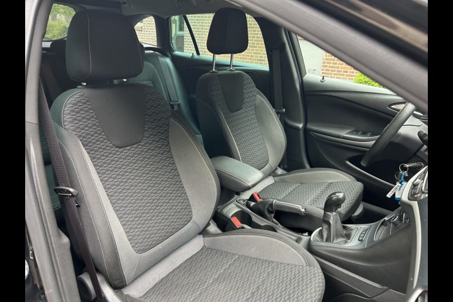 Opel Astra Sports Tourer 1.2 130pk Bns Ed. Navi, Camera, Carplay, 1e Eigenaar