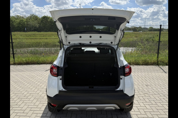 Renault Captur 0.9 TCe Intens| Carplay| Keyless| Camera| LMV 17"|
