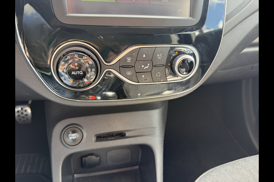 Renault Captur 0.9 TCe Intens| Carplay| Keyless| Camera| LMV 17"|