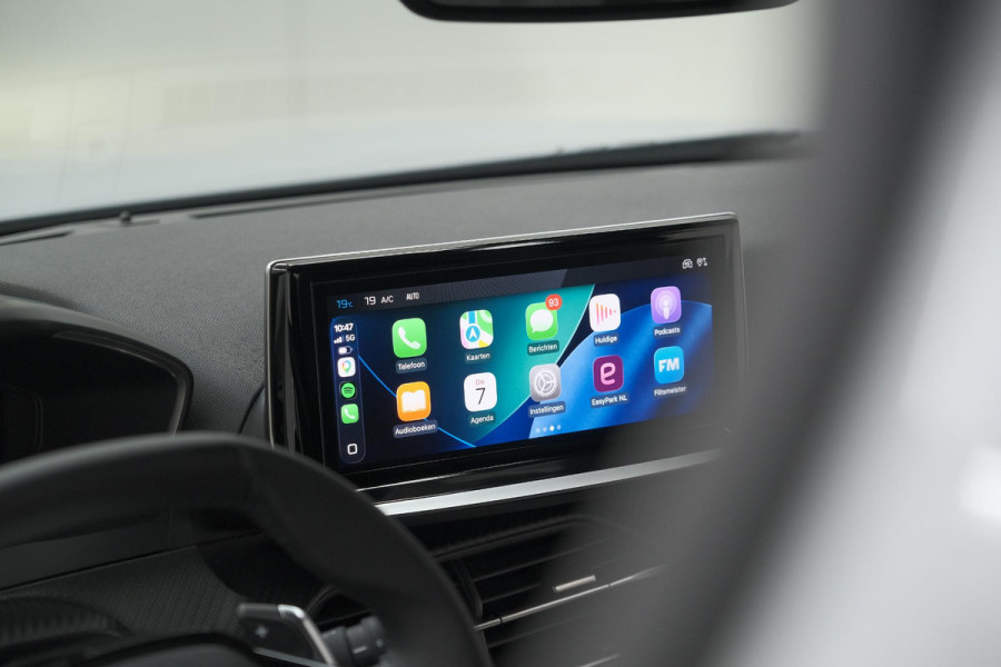 Peugeot e-2008 EV GT 50 kWh | 11 KW Laadfunctie | 360 Camera | Dodehoekdetectie | Apple Carplay