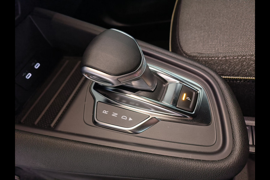 Renault Captur 1.3 mild hybrid 160 techno AUTOMAAT uit 2025 Rijklaar + Fabrieksgarantie Henk Jongen Auto's in Helmond,  al 50 jaar service zoals 't hoort!
