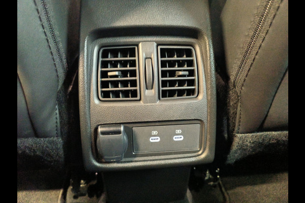 Renault Captur 1.3 mild hybrid 160 techno AUTOMAAT uit 2025 Rijklaar + Fabrieksgarantie Henk Jongen Auto's in Helmond,  al 50 jaar service zoals 't hoort!