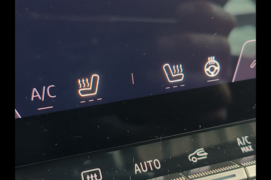 Renault Captur 1.3 mild hybrid 160 techno AUTOMAAT uit 2025 Rijklaar + Fabrieksgarantie Henk Jongen Auto's in Helmond,  al 50 jaar service zoals 't hoort!