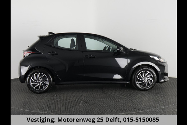 Toyota Yaris 1.5 HYBRID BLACKSTYLE AUTOMAAT GARANTIE 3-2035 ! CARPLAY NAVI. CAMERA.ADAPTIVE CRUISE.