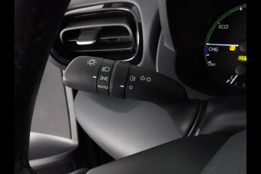 Toyota Yaris 1.5 HYBRID BLACKSTYLE AUTOMAAT GARANTIE 3-2035 ! CARPLAY NAVI. CAMERA.ADAPTIVE CRUISE.