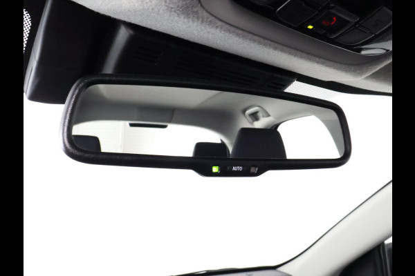 Toyota Yaris 1.5 HYBRID BLACKSTYLE AUTOMAAT GARANTIE 3-2035 ! CARPLAY NAVI. CAMERA.ADAPTIVE CRUISE.