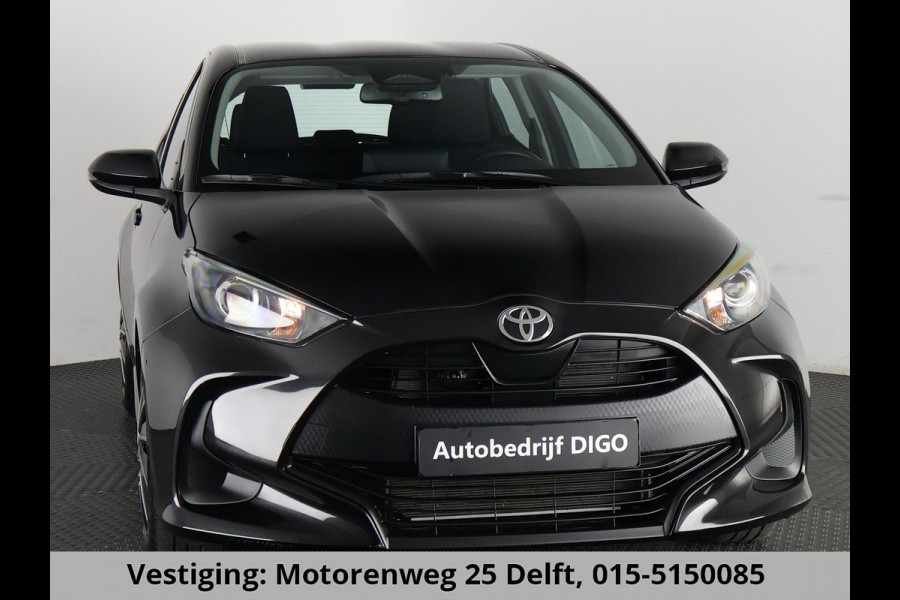 Toyota Yaris 1.5 HYBRID BLACKSTYLE AUTOMAAT GARANTIE 3-2035 ! CARPLAY NAVI. CAMERA.ADAPTIVE CRUISE.