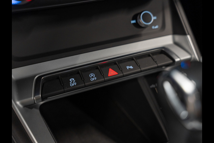 Audi Q3 35 TFSI Pro Line, Matrix Led, Virtual Cockpit, ACC, Apple Carplay, Navi, Clima, PDC, Volledig Onderhoud