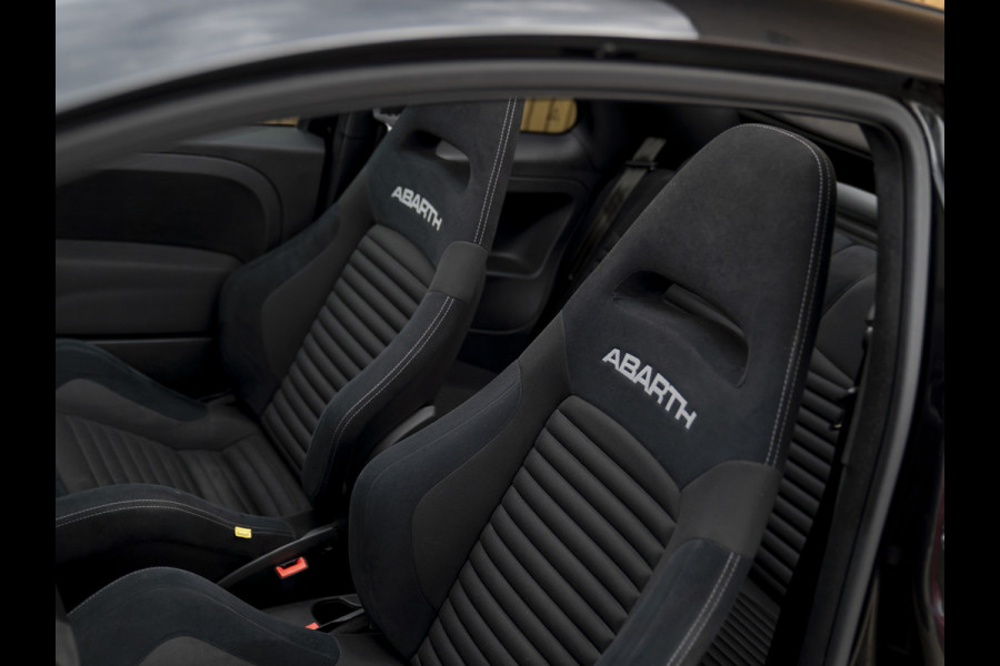Abarth 595 C Competizione | Beats | Sabelt stoelen