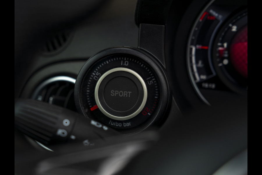 Abarth 595 C Competizione | Beats | Sabelt stoelen