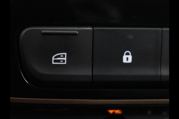 Dacia Spring 65 Extreme 27 kWh | SOH 94,9% | Leder | Camera | Carplay | Airco | Speedlimiter | Bluetooth | Parkeerhulp