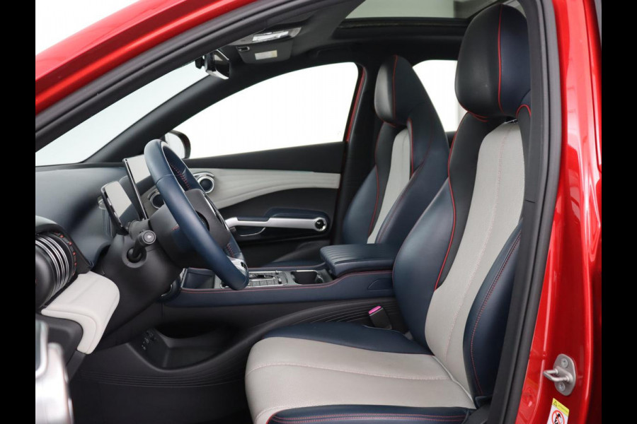 BYD ATTO 3 Comfort 60 kWh | Panoramadak | Warmtepomp | Leder | Stoelverwarming | 360 Camera | Carplay | Adaptive cruise