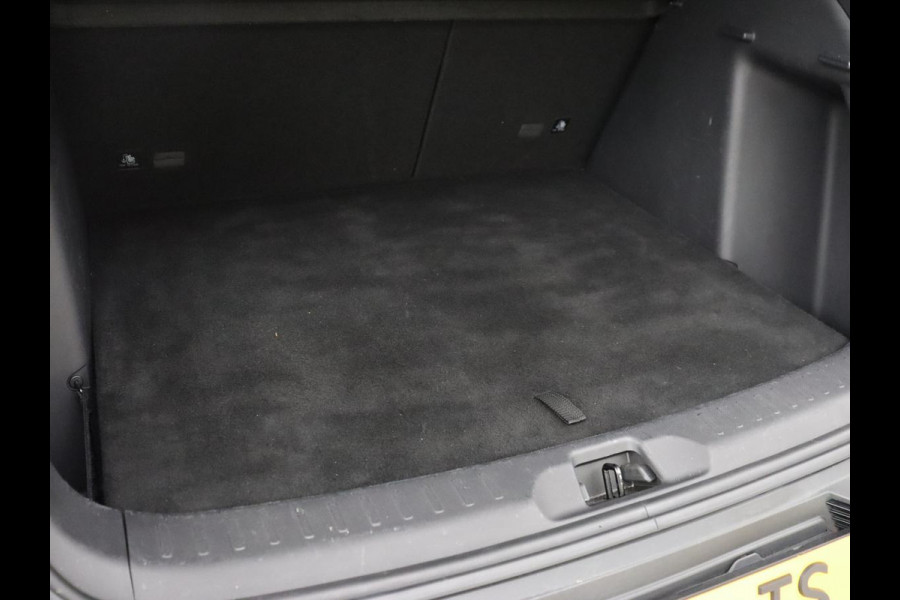 BYD ATTO 3 Comfort 60 kWh | Panoramadak | Warmtepomp | Leder | Stoelverwarming | 360 Camera | Carplay | Adaptive cruise