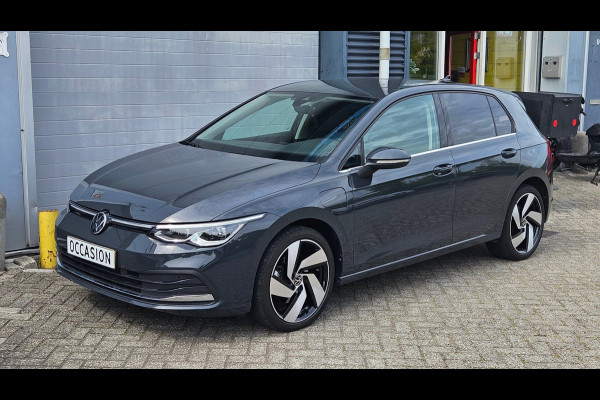 Volkswagen Golf 1.4 eHybrid Keyless Memory Matrix IQ Massage Virtual Camera Blindspot