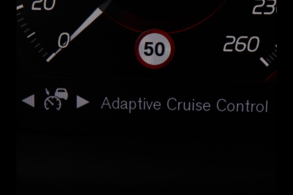 Volvo V60 2.0 T4 Inscription | Leder | Stoelverwarming | Adaptive cruise | Carplay | Camera | Navigatie | Full LED | Side Assist | Climate control | Parkeerhulp | Bluetooth | Origineel NL