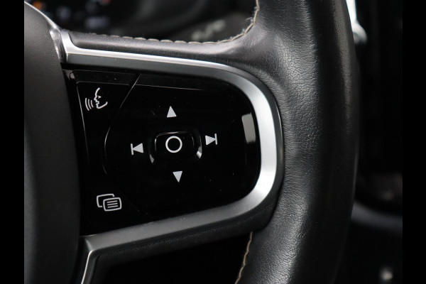 Volvo V60 2.0 T4 Inscription | Leder | Stoelverwarming | Adaptive cruise | Carplay | Camera | Navigatie | Full LED | Side Assist | Climate control | Parkeerhulp | Bluetooth | Origineel NL