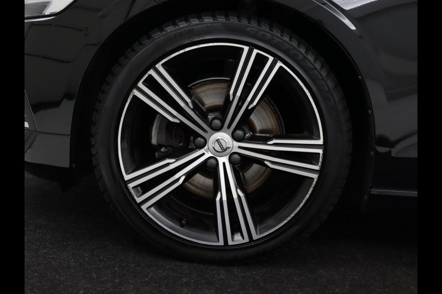 Volvo V60 2.0 T4 Inscription | Leder | Stoelverwarming | Adaptive cruise | Carplay | Camera | Navigatie | Full LED | Side Assist | Climate control | Parkeerhulp | Bluetooth | Origineel NL