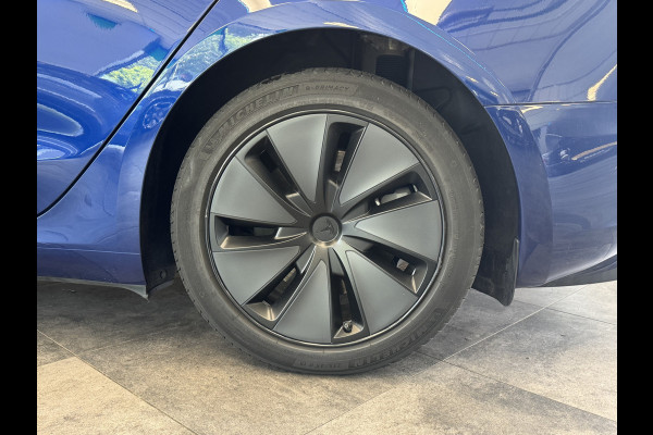 Tesla Model 3 RWD 60 kWh Panoramadak Leder Full-led NAP! !! 2e Pinksterdag geopend van 12:00 tot 17:00u !!