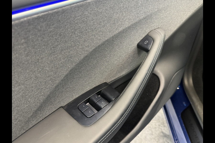 Tesla Model 3 RWD 60 kWh Panoramadak Leder Full-led NAP! !! 2e Pinksterdag geopend van 12:00 tot 17:00u !!