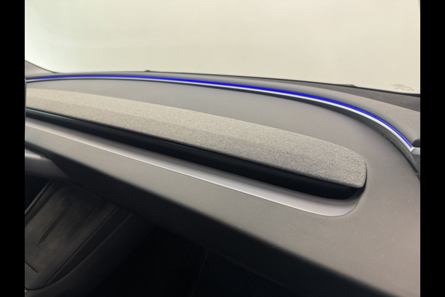 Tesla Model 3 RWD 60 kWh Panoramadak Leder Full-led NAP! !! 2e Pinksterdag geopend van 12:00 tot 17:00u !!