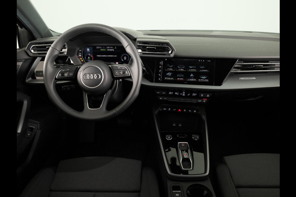 Audi A3 Sportback Pro Line 40 TFSI e 204 pk | Assis.pak Driving+Parking plus | Led v+a, dyna. knipper. achter | Sportstoelen zwarte stof | Stoelverwarming voor |