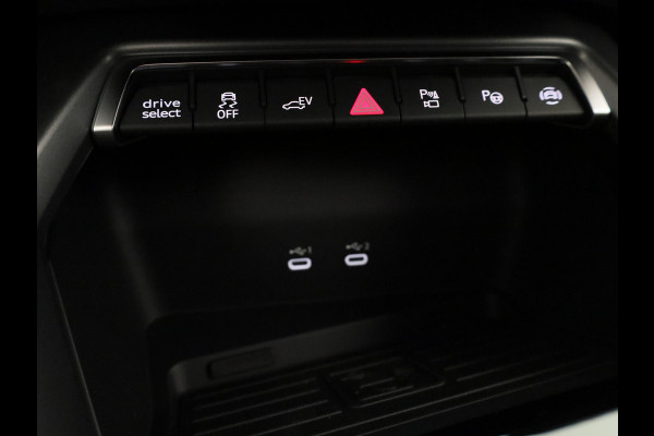 Audi A3 Sportback Pro Line 40 TFSI e 204 pk | Assis.pak Driving+Parking plus | Led v+a, dyna. knipper. achter | Sportstoelen zwarte stof | Stoelverwarming voor |