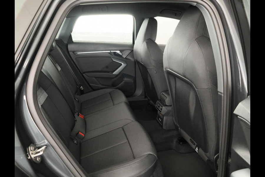 Audi A3 Sportback Pro Line 40 TFSI e 204 pk | Assis.pak Driving+Parking plus | Led v+a, dyna. knipper. achter | Sportstoelen zwarte stof | Stoelverwarming voor |