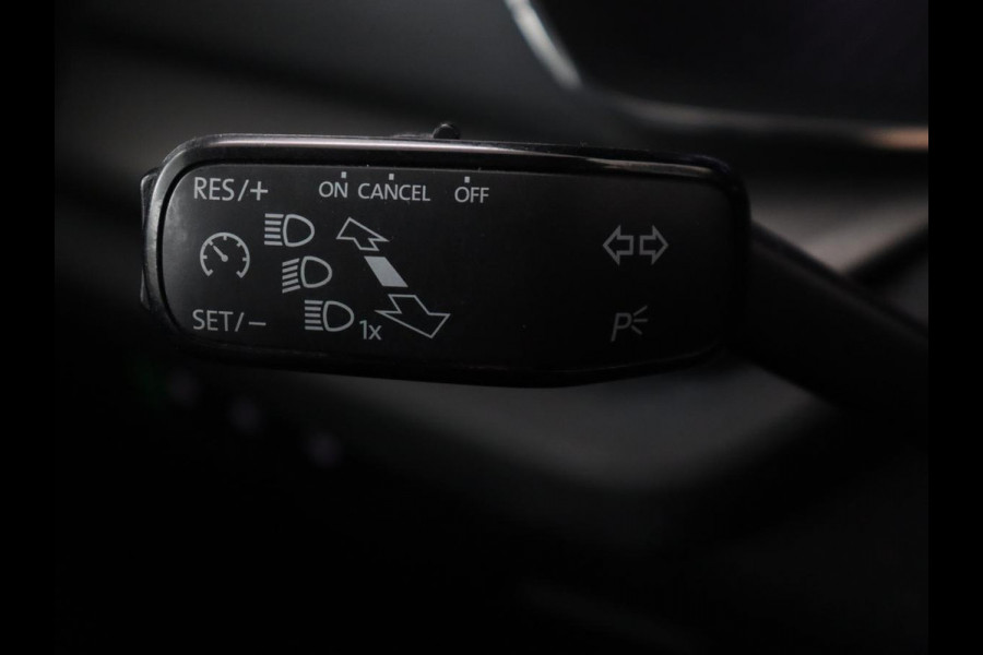 Škoda Octavia 1.0 TSI Business Edition | Stoelverwarming | Trekhaak | Camera | Carplay | Navigatie | 17'' | Cruise control | DAB | Digital Cockpit | Parkeerhulp | Climate control