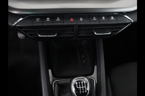 Škoda Octavia 1.0 TSI Business Edition | Stoelverwarming | Trekhaak | Camera | Carplay | Navigatie | 17'' | Cruise control | DAB | Digital Cockpit | Parkeerhulp | Climate control