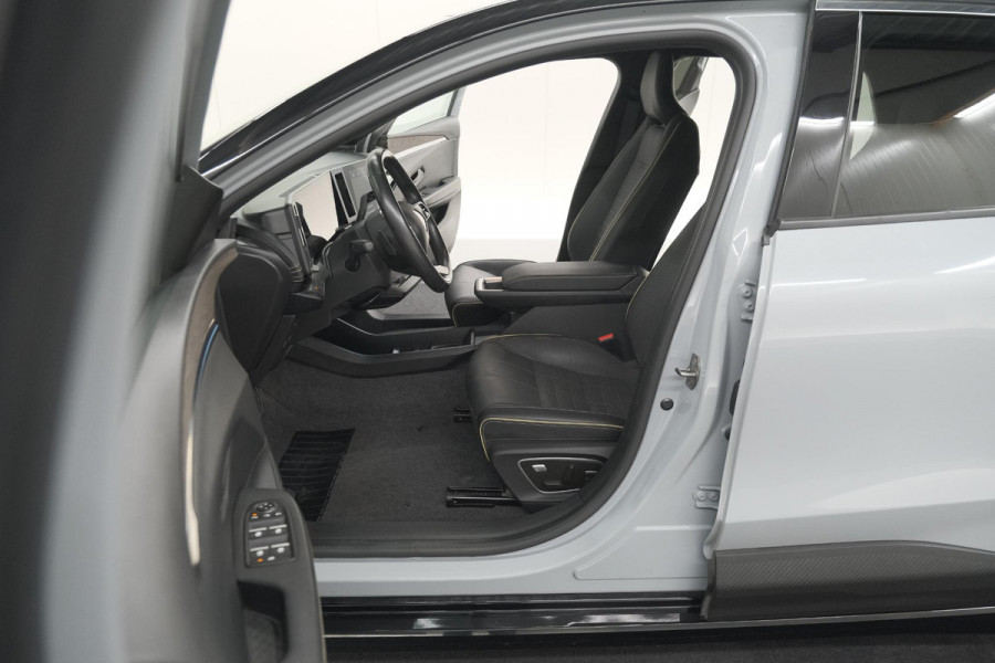 Renault Mégane E-Tech EV60 Optimum Charge Iconic | 360 Camera | Harman Kardon | Stoelmassage | Dodehoekdetectie