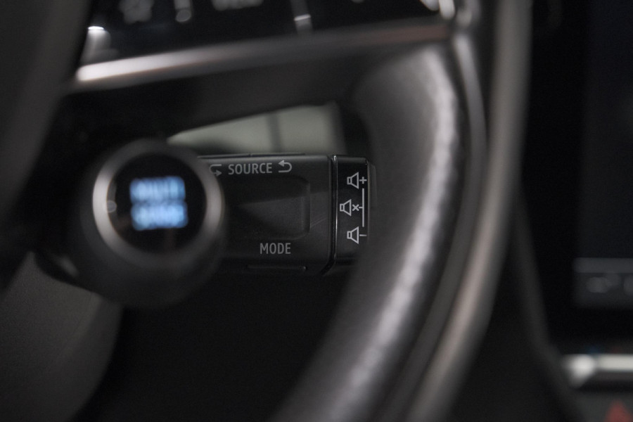 Renault Mégane E-Tech EV60 Optimum Charge Iconic | 360 Camera | Harman Kardon | Stoelmassage | Dodehoekdetectie