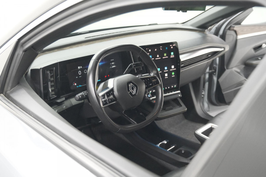 Renault Mégane E-Tech EV60 Optimum Charge Iconic | 360 Camera | Harman Kardon | Stoelmassage | Dodehoekdetectie