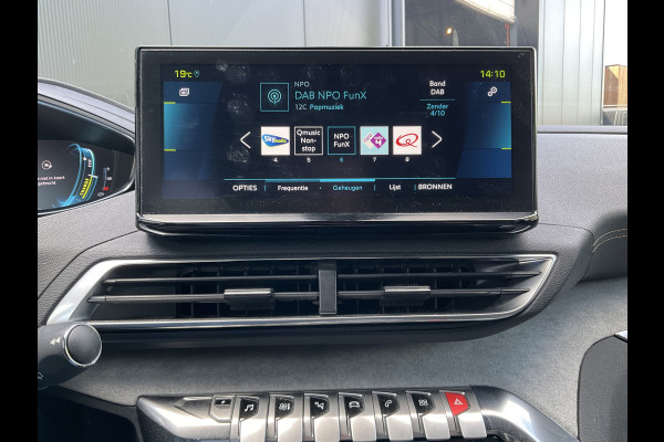 Peugeot 3008 1.6 HYbrid 225 GT Plug-in Carplay Camera Focal PHEV Trekhaak (tegen meerprijs)
