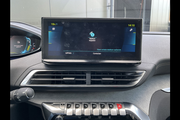 Peugeot 3008 1.6 HYbrid 225 GT Plug-in Carplay Camera Focal PHEV Trekhaak (tegen meerprijs)