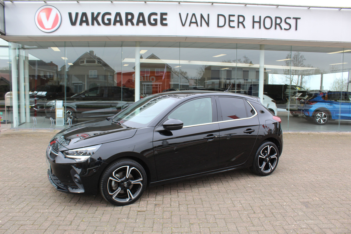 Opel Corsa 1.2 GS Line Climate control , Stoel en Stuur verwarming, Panoramadak Cruise control , Camera, Parkeersensoren voor + achter