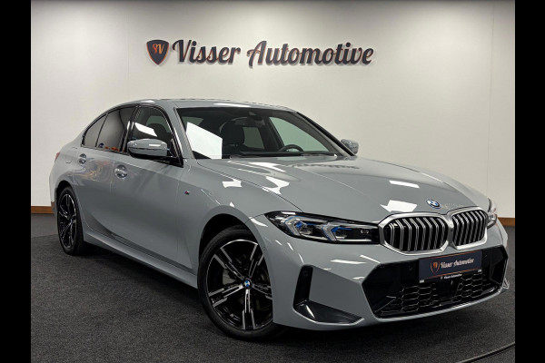 BMW 3-serie 330e*Plug-in Hybride*Automaat*M-Pakket*Stoelverwarming*Head-Up*Leder*Camera*