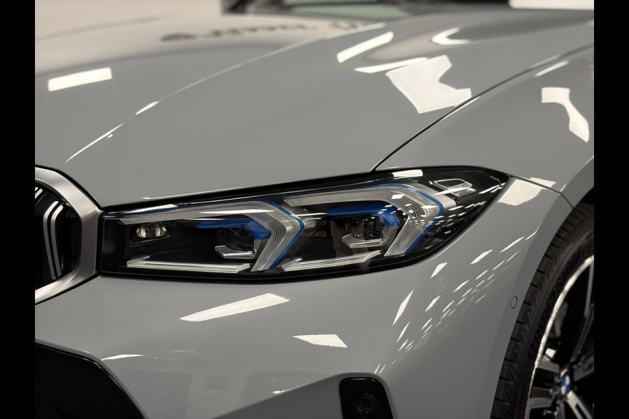 BMW 3-serie 330e*Plug-in Hybride*Automaat*M-Pakket*Stoelverwarming*Head-Up*Leder*Camera*