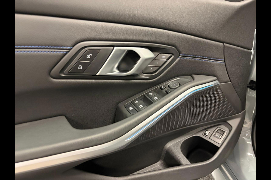 BMW 3-serie 330e*Plug-in Hybride*Automaat*M-Pakket*Stoelverwarming*Head-Up*Leder*Camera*