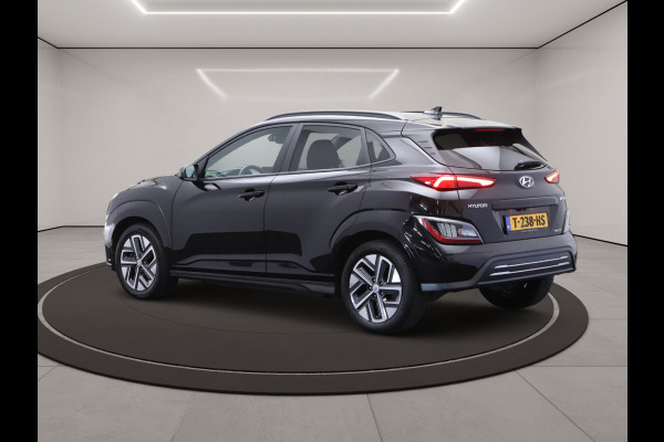 Hyundai Kona EV Premium 64 kWh 204 PK, SOH 100%, Leder, 4 x Stoelverwarming, Head-Up, Camera