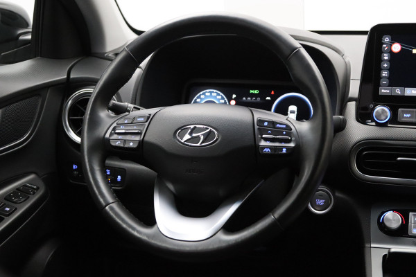 Hyundai Kona EV Premium 64 kWh 204 PK, SOH 100%, Leder, 4 x Stoelverwarming, Head-Up, Camera