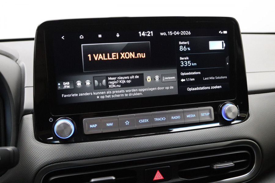 Hyundai Kona EV Premium 64 kWh 204 PK, SOH 100%, Leder, 4 x Stoelverwarming, Head-Up, Camera