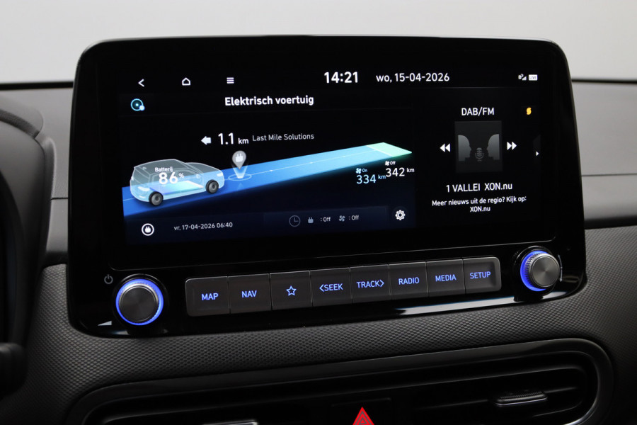 Hyundai Kona EV Premium 64 kWh 204 PK, SOH 100%, Leder, 4 x Stoelverwarming, Head-Up, Camera