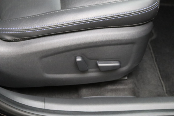 Hyundai Kona EV Premium 64 kWh 204 PK, SOH 100%, Leder, 4 x Stoelverwarming, Head-Up, Camera