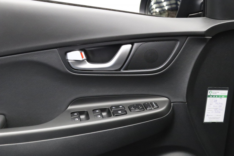 Hyundai Kona EV Premium 64 kWh 204 PK, SOH 100%, Leder, 4 x Stoelverwarming, Head-Up, Camera