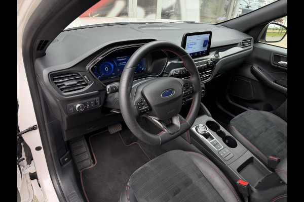 Ford Kuga 2.5 HEV ST-Line X Automaat Camera / Keyless / Trekhaak (1.600 KG) / B&O / Winterpakket