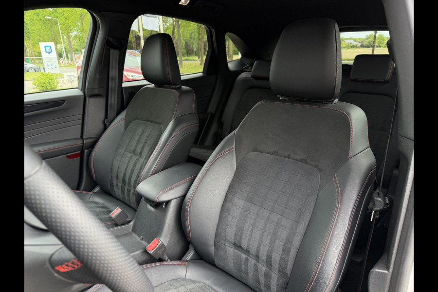 Ford Kuga 2.5 HEV ST-Line X Automaat Camera / Keyless / Trekhaak (1.600 KG) / B&O / Winterpakket