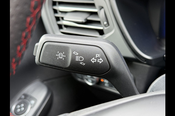 Ford Kuga 2.5 HEV ST-Line X Automaat Camera / Keyless / Trekhaak (1.600 KG) / B&O / Winterpakket
