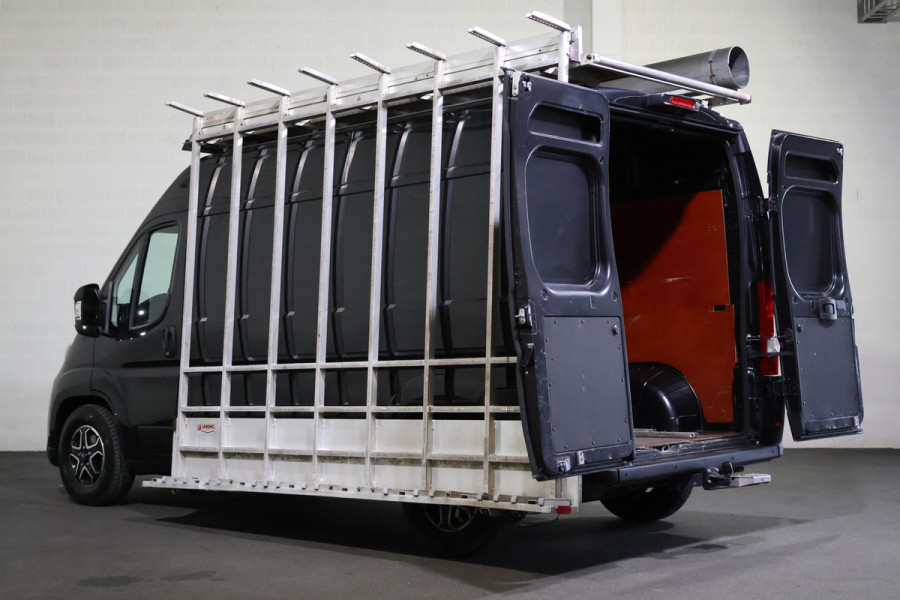 Peugeot Boxer 2.2 BlueHDi 180pk Automaat Glasresteel
