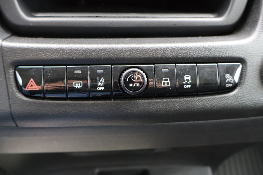 Peugeot Boxer 2.2 BlueHDi 180pk Automaat Glasresteel